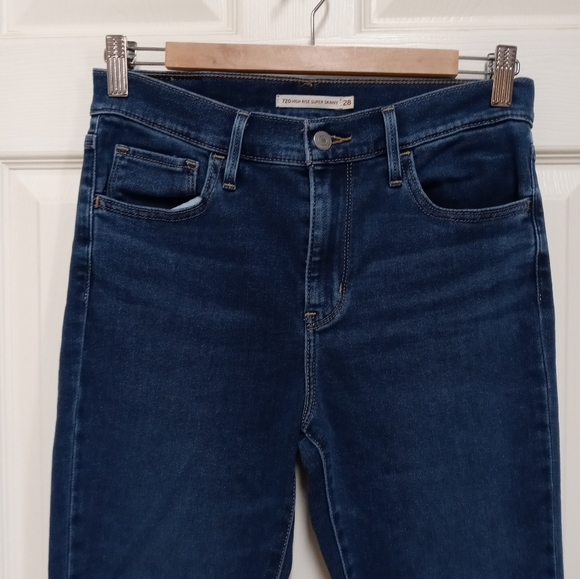 Levi's 720 High Rise Super Skinny 28